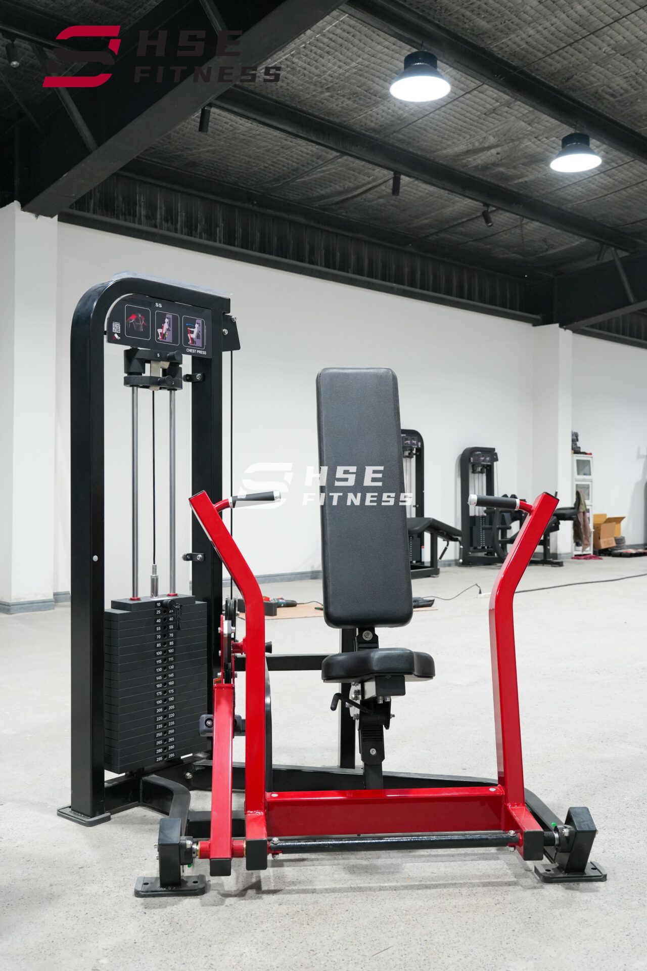 Seated Chest Press 1