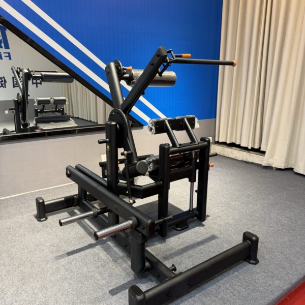 HSE-203 Kneeling Glute Isolator1