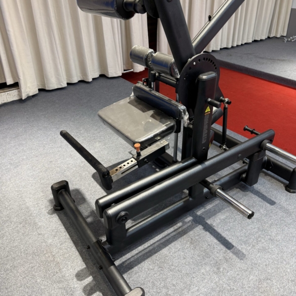 HSE-203 Kneeling Glute Isolator3