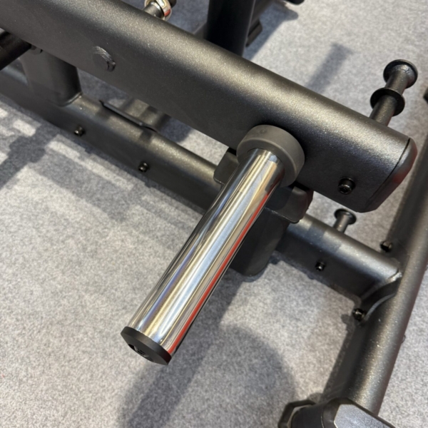 HSE-203 Kneeling Glute Isolator6
