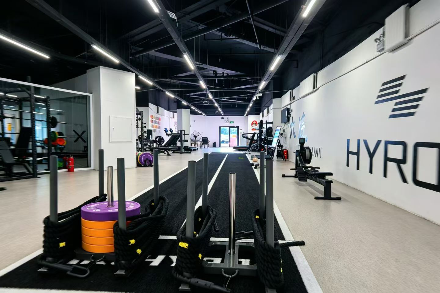 centr hyrox equipment 18